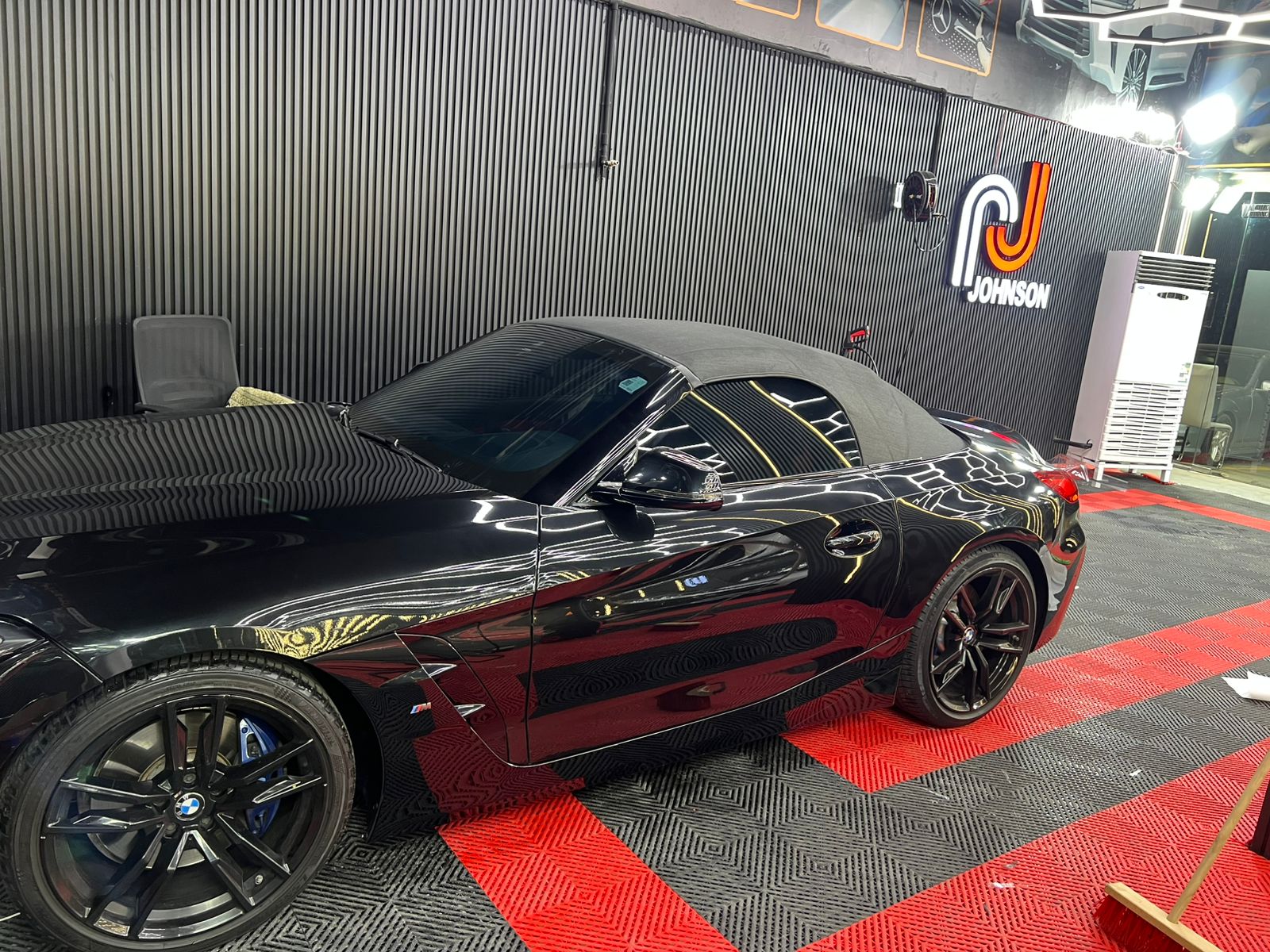 تركيب شاشة وكاميرا داش كام في سيارة بجدة